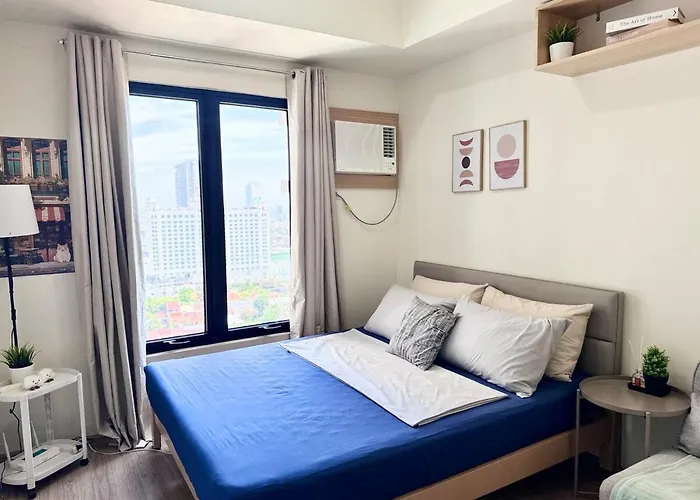 Cheo Cozy At The Median Near It Park - Fast Wifi & Pool Apartment Cebu