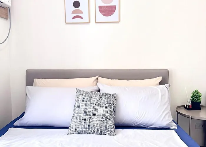 Cheo Cozy At The Median Near It Park - Fast Wifi & Pool