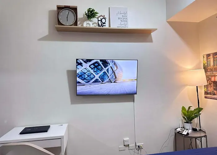Apartment Cheo Cozy At The Median Near It Park - Fast Wifi & Pool