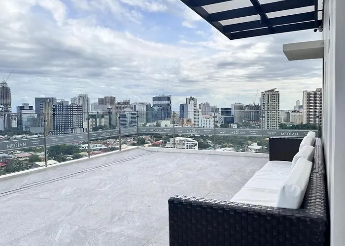 Cheo Cozy At The Median Near It Park - Fast Wifi & Pool *