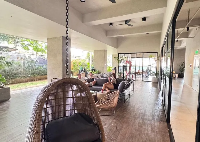 Apartment Cheo Cozy At The Median Near It Park - Fast Wifi & Pool