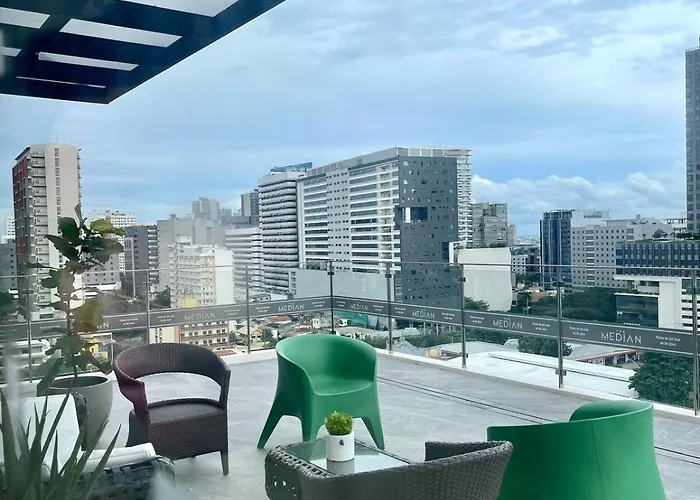 Cheo Cozy At The Median Near It Park - Fast Wifi & Pool *