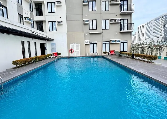 Cheo Cozy At The Median Near It Park - Fast Wifi & Pool